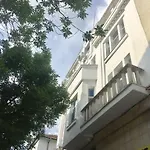 招待所 Skyler
